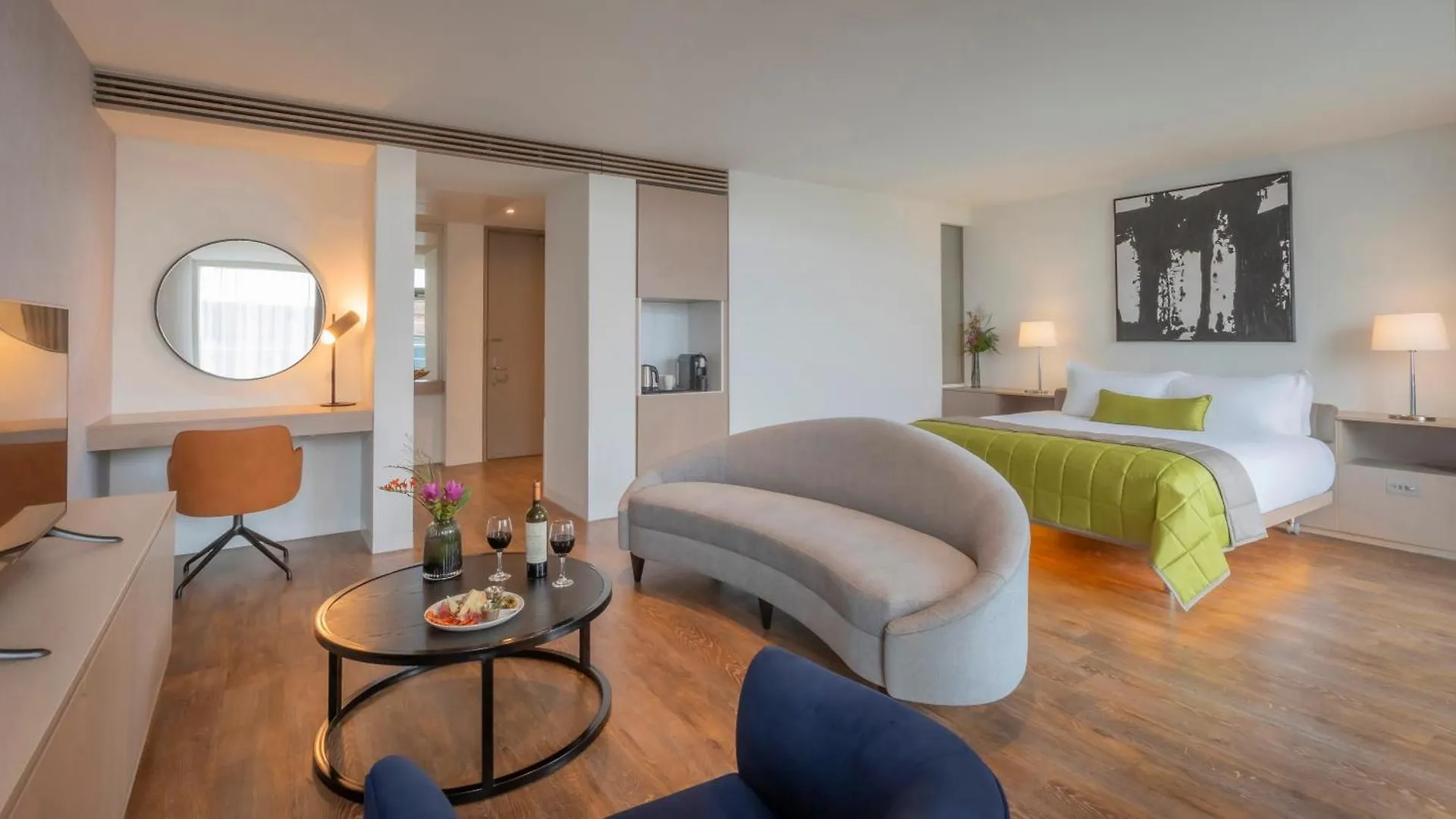 The Gibson Hotel Dublin 4*,